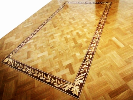 Wooden floor borders